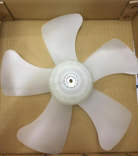 ريشة مروحة كامري 1993- 2006 ( 5 ريشة)  022770-1880