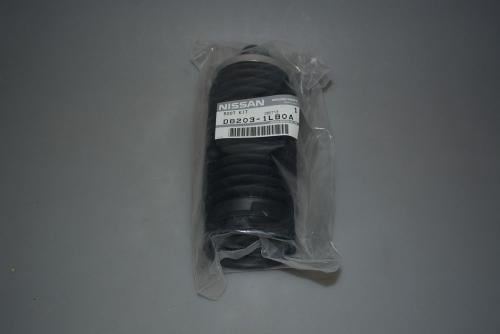 جلدة غبار الذراع الداخلي لعبلة الدركسون تجت نيسان باترول 2010/2020