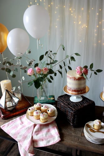 بكج احتفال | ضيافة حلويات متكاملة Floral Touch