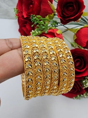 بناجر نسائية مطليه ذهب 6 حبات