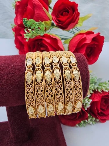 بناجر نسائية مطليه ذهب 6 حبات