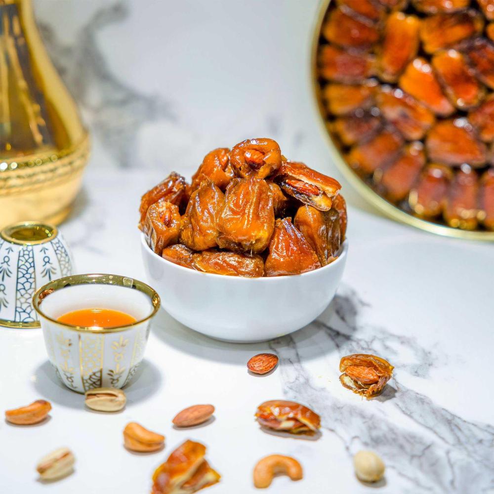 عروض الصيف ( 6 تنك سكري باللوز + 6 طحينه بالسمسم هدية )