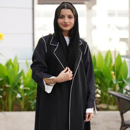 عبايه بليزر رسمية باكمام مخططة