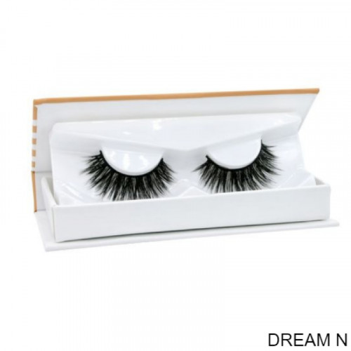 نوره بو عوض - رموش المنك الطبيعي خيط اسود DREAM N