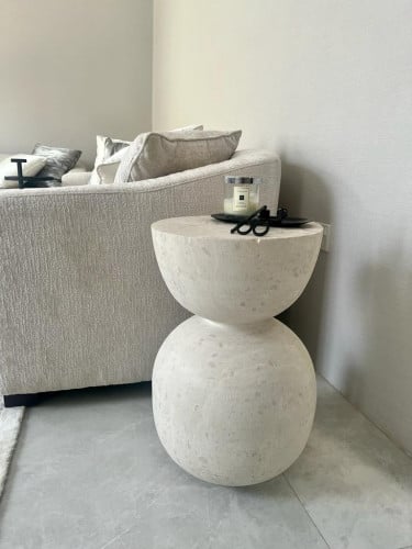 طاولة خدمة من الحجر الطبيعي