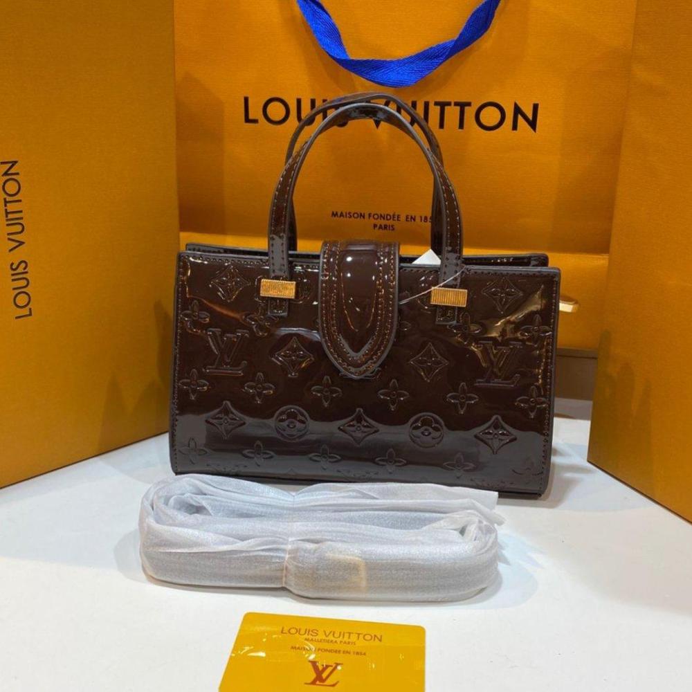 شنطة Lv اسود بالكامل