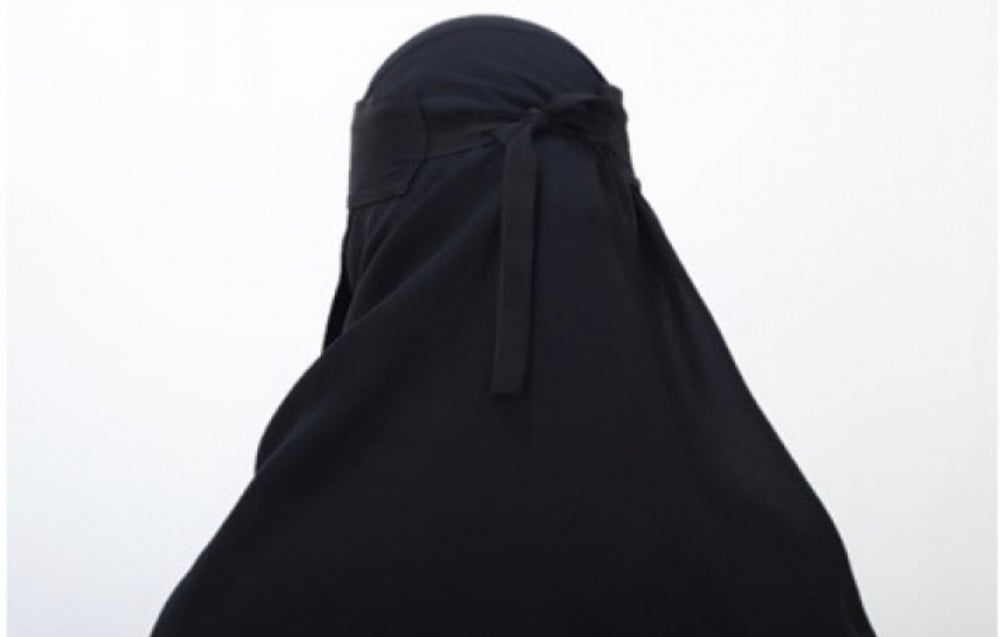 نقاب مغاط واحد (المنتج لايستبدل ولايسترد)