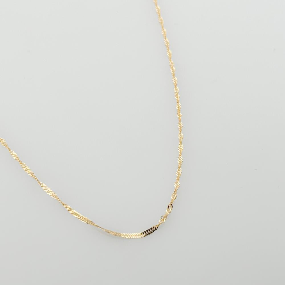 Branch 2 21 karat gold chain weight 1.64 grams