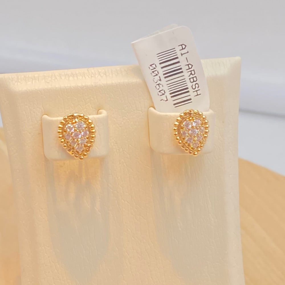 Gold earrings under hot sale 3 grams