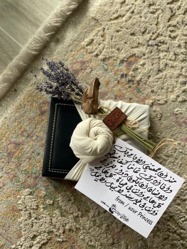 بوك تومي بتغليف انيق شامل الكرت