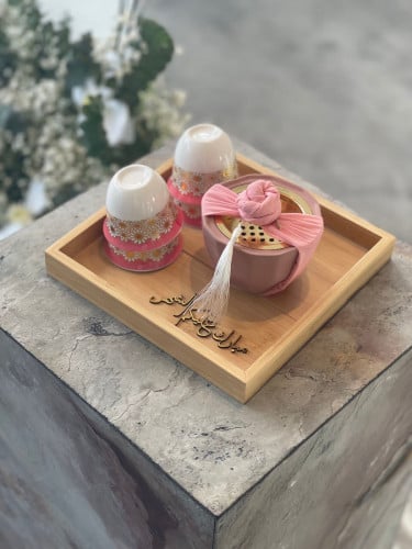 صينية مع فناجيل عربية و مبخره