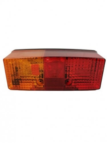 اسطب خلفي مستطيل (هيلا/Hella)