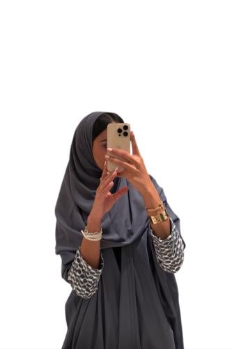 عبايه نص بشت مع كم ماسك مخرم مع تبطين