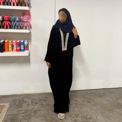 عباية نص بشت كحلي