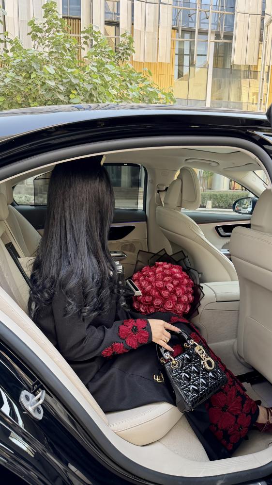 عباية فريال - طلب مسبق