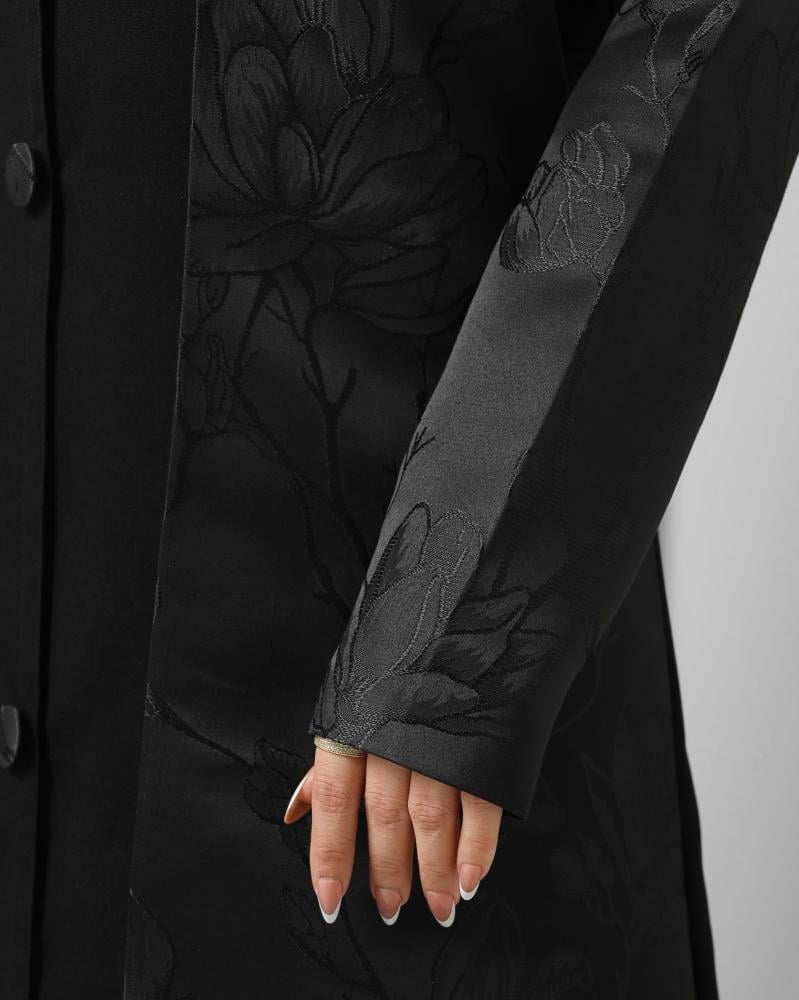 عباية أغصان