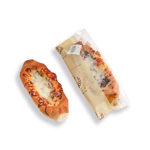 فطيرة سبانخ وحبن موزيريلا