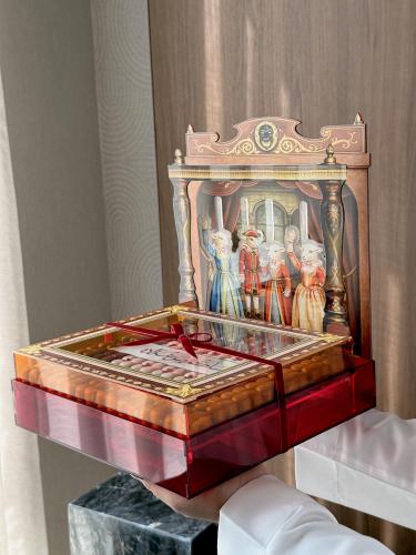 مسرح العيد ( 56 قطعه )