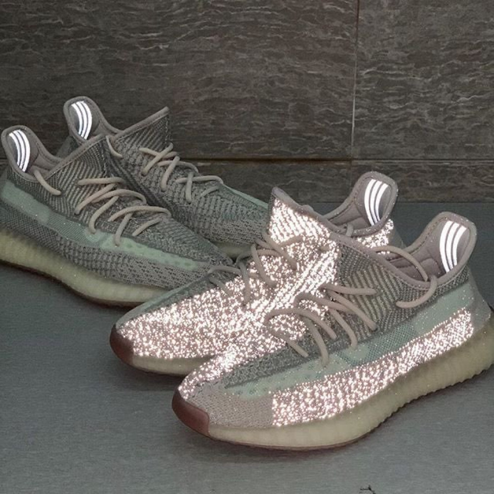 YEEZY 350 CITRIN REFLECTIVE shoes