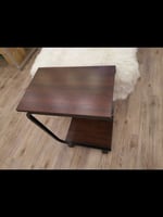 طاولة لابتوب خشبية بني