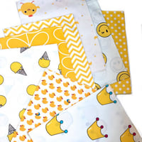 8 قطع قماش اصفر 40x50 سم