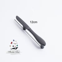 471 - مقبض بشكل سكين لون ( أسود ) - قطعتين