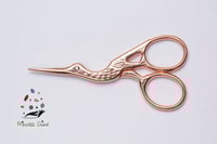 232 - مقص طائر اللقلق - لون وردي