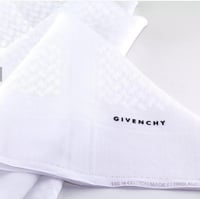 شماغ جيفنشي كلاسيك ابيض الاصدار الجديد