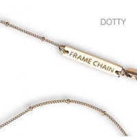 سلسلة نظارة من فريم تشين Dotty