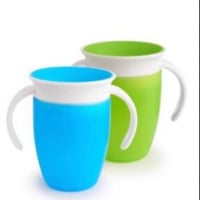 أخضر أزرق