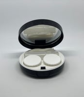 علبة عدسات متعددة الالوان