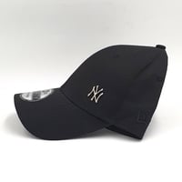 كاب نيويورك الاصلي اسود