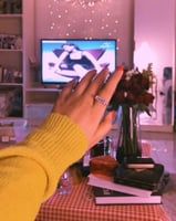 خاتم فضة بحجر ماربل وحفر مخصص