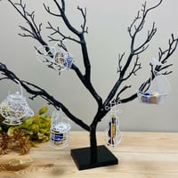 شجرة توزيعات بشكل شجرة للمناسبات اسود