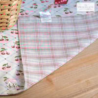 0102 مفرش من جرين جيت بوجهين Cherry