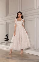 فستان بيج بتطريز ورد