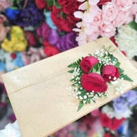 تغليف ورق مع ورد