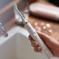 فيليبس فرشاة اسنان كهربائية Sonicare DiamondClean...