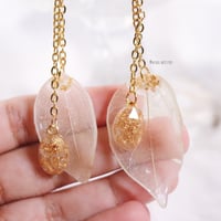 white leaf اقراط