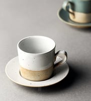 فنجان اسبريسو فخاري يدوي بطراز ياباني ساحر