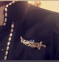 بروش السيف زخرفه بالاسم مطلي فضه