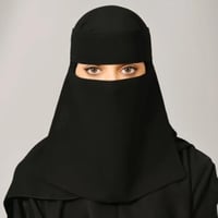 نقاب وسط مغاط طويل