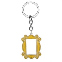 ميدالية مسلسل فريندز اطار باب شقة مونيكا