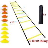 سلم السرعة مع مخاريط التدريب لكرة القدم