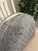 سرير متنقل مناسب للجنسين