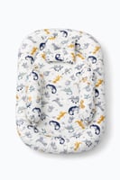 عش نوم مريح مع وسائد جانبية وناموسية