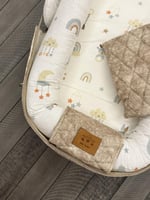 سرير متنقل مناسب للجنسين