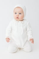 طقم استقبال ابيض للجنسين