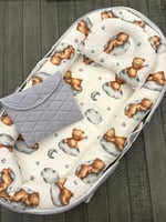 سرير متنقل رمادي مناسب للجنسين