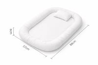 عش نوم مريح مع وسائد جانبية وناموسية